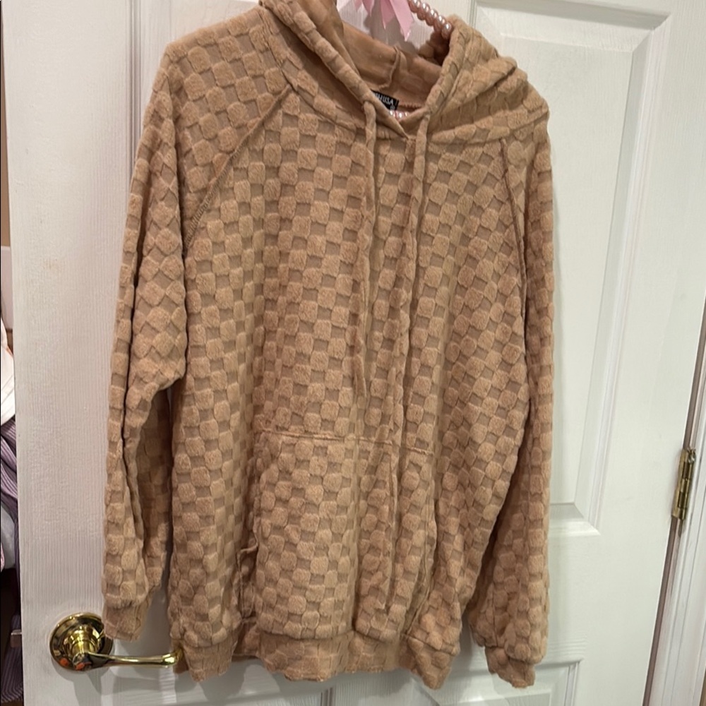 Heimish USA square plush tan brown sweatshirt hoodie